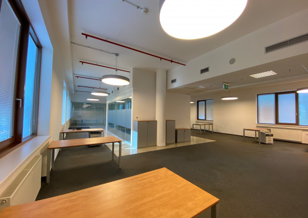 Prenájom kancelárskych priestorov na Trnavskej ceste pri Zimnom štadióne v širšom centre