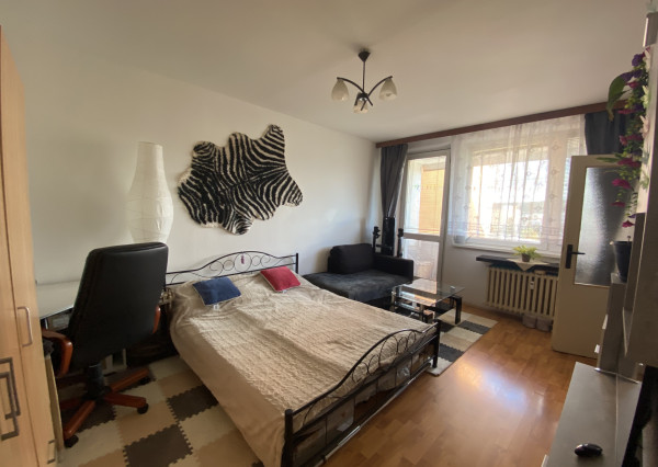 Prenájom 1 izbového bytu na Landauovej ulici v Dúbravke