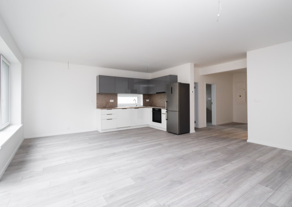 Predaj 3 izbového bytu so záhradkou na ulici Staré Grunty v Karlovej Vsi