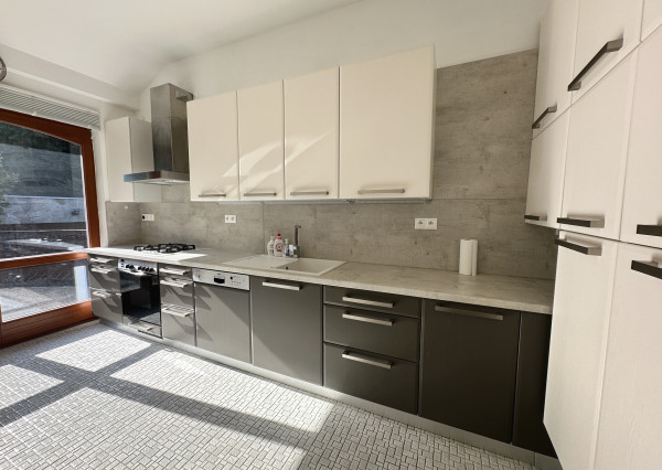 Prenájom rodinného domu so záhradou na Bellovej ulici na Kolibe