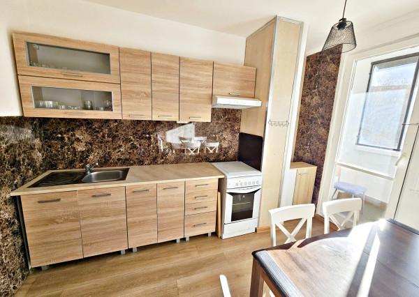 PREDAJ  4-izbový byt  – Gessayova ulici.